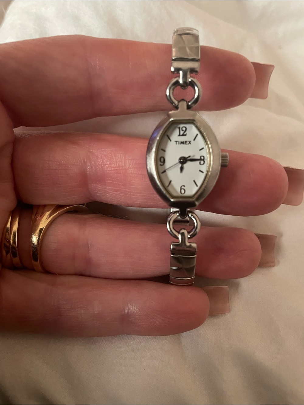 ESTATE-  2005 Timex Silver Bracelet Watch with White Dial